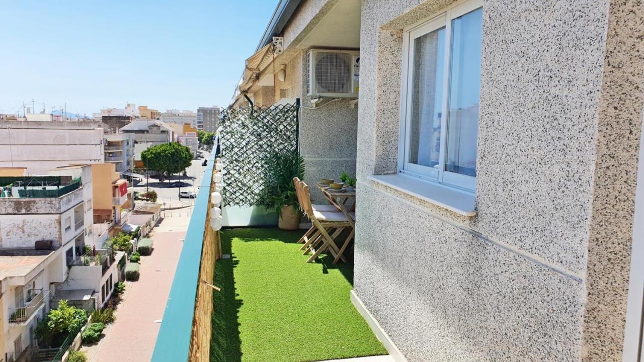 Universidad Del Mar - Alquiler Solo Familias Gandia Ngoại thất bức ảnh